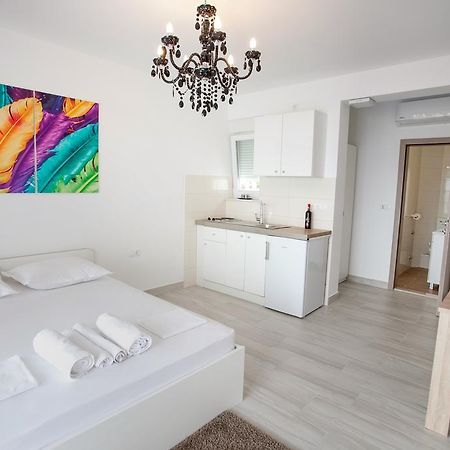 Adriatic Apartment Дуче Экстерьер фото