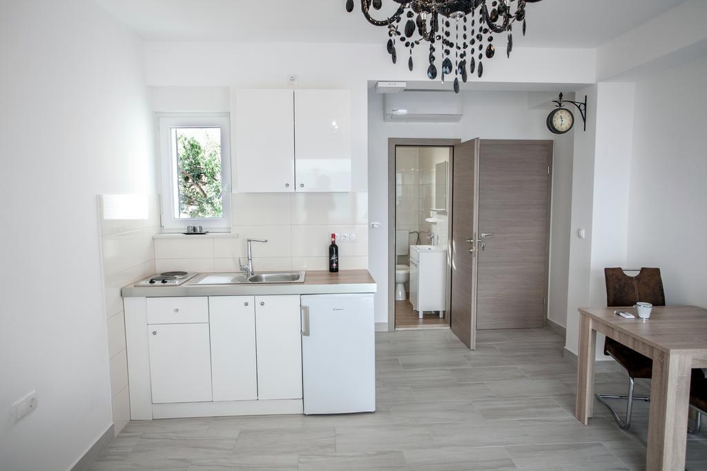 Adriatic Apartment Дуче Экстерьер фото